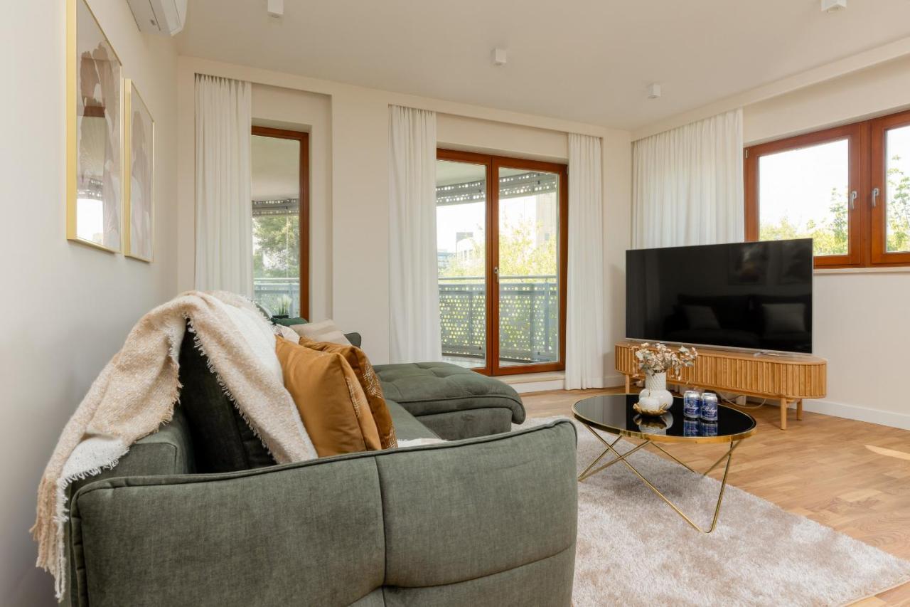 Deluxe Apartment Wronia 45 With Ac, Parking & Balcony By Renters Prestige Warsaw Luaran gambar