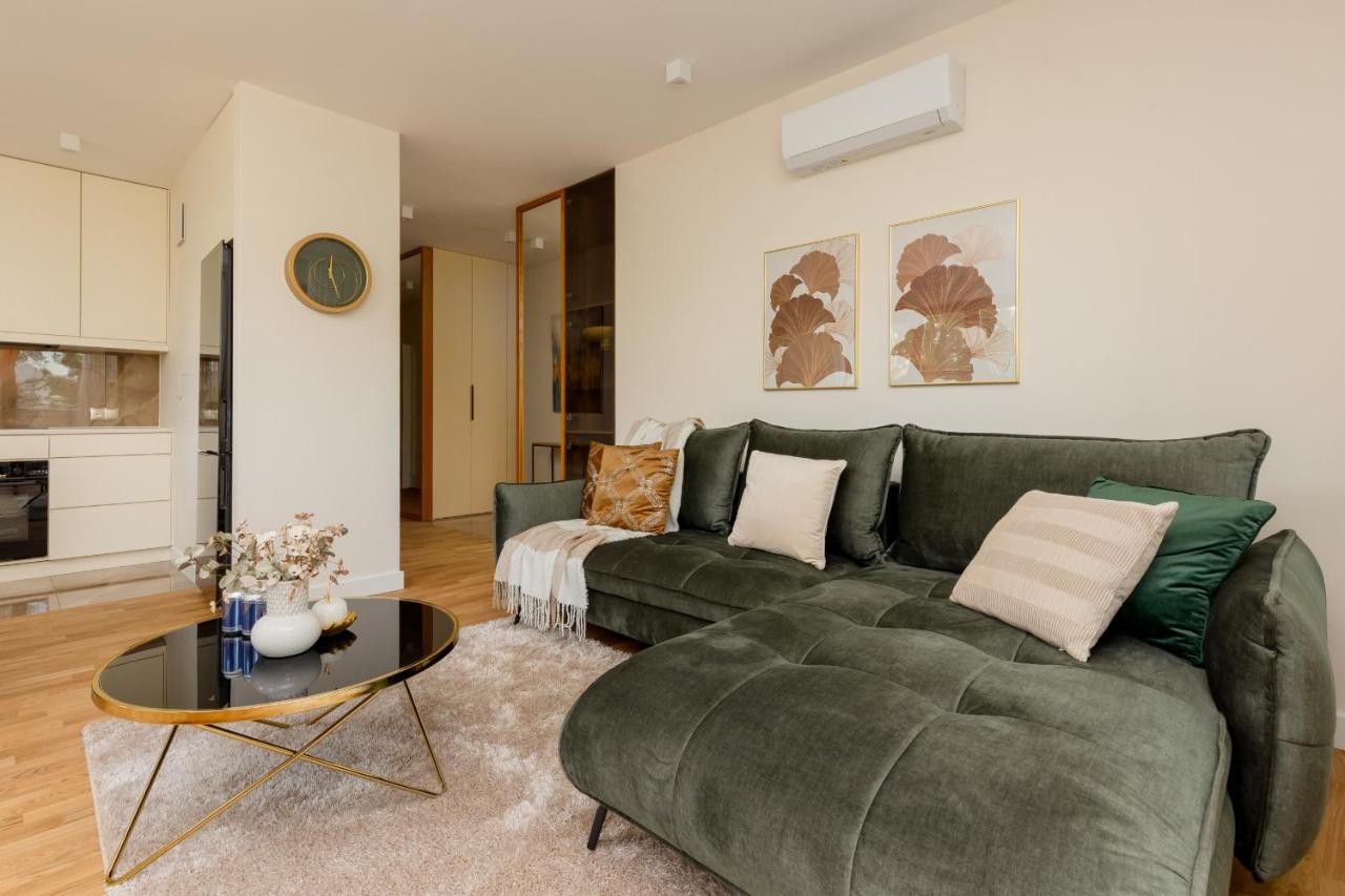 Deluxe Apartment Wronia 45 With Ac, Parking & Balcony By Renters Prestige Warsaw Luaran gambar
