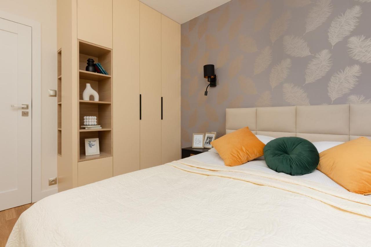 Deluxe Apartment Wronia 45 With Ac, Parking & Balcony By Renters Prestige Warsaw Luaran gambar