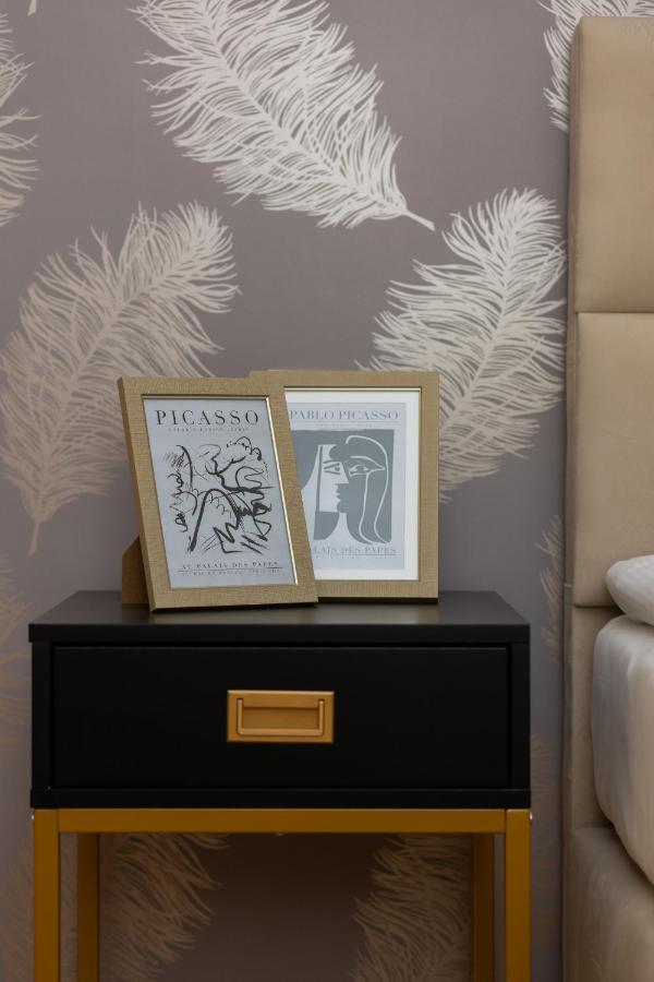 Deluxe Apartment Wronia 45 With Ac, Parking & Balcony By Renters Prestige Warsaw Luaran gambar